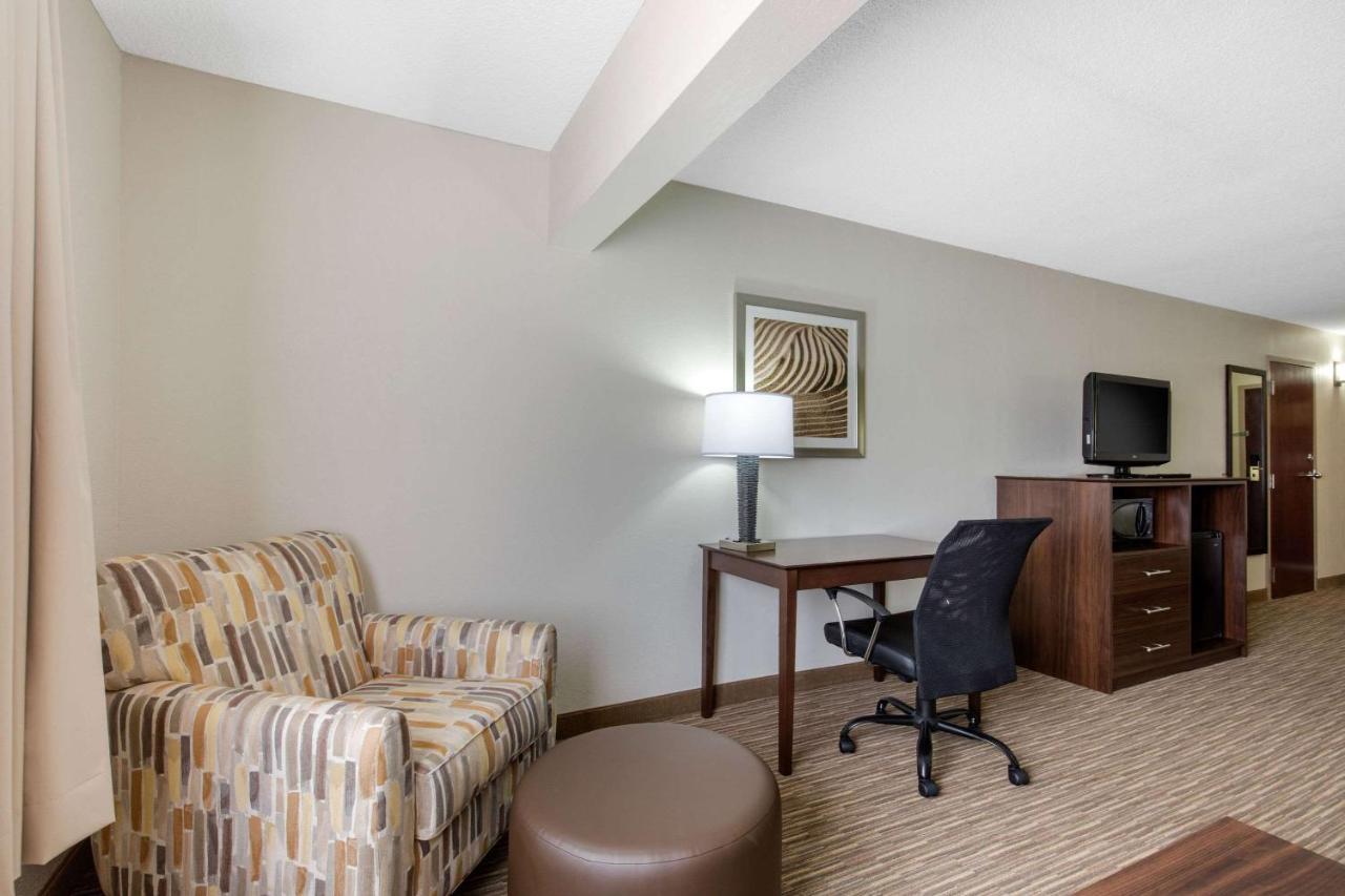 Quality Inn & Suites Mountain Home North Exteriör bild