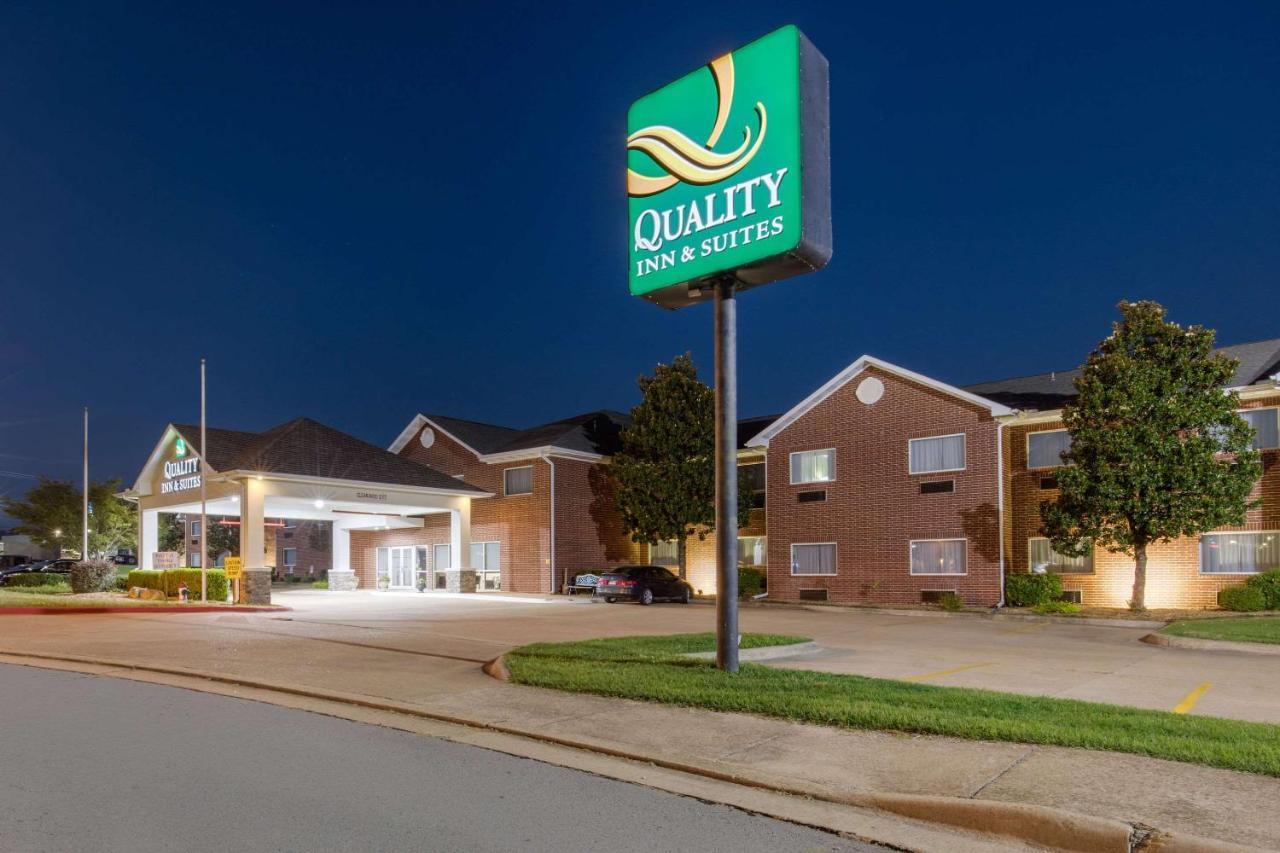 Quality Inn & Suites Mountain Home North Exteriör bild
