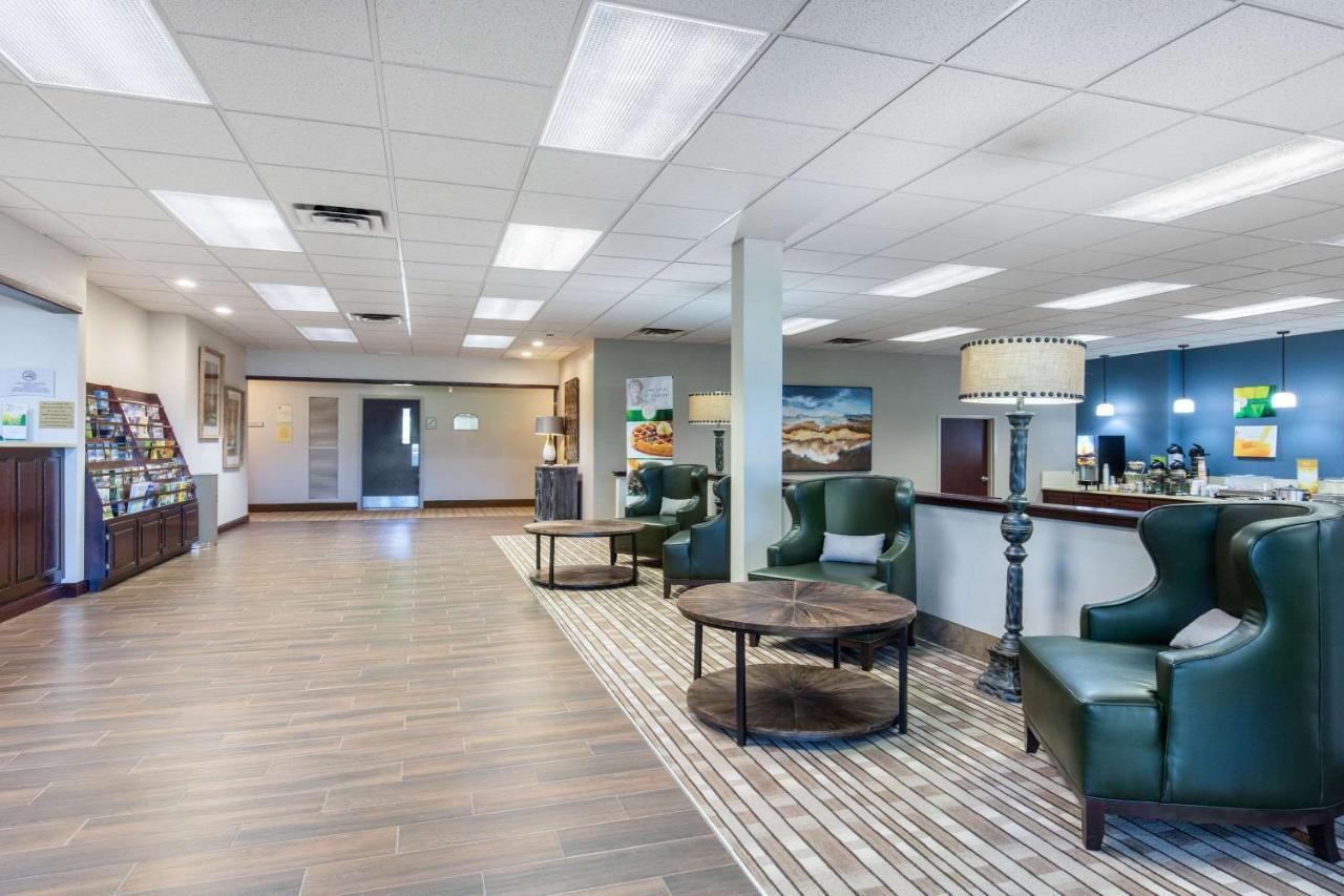 Quality Inn & Suites Mountain Home North Exteriör bild
