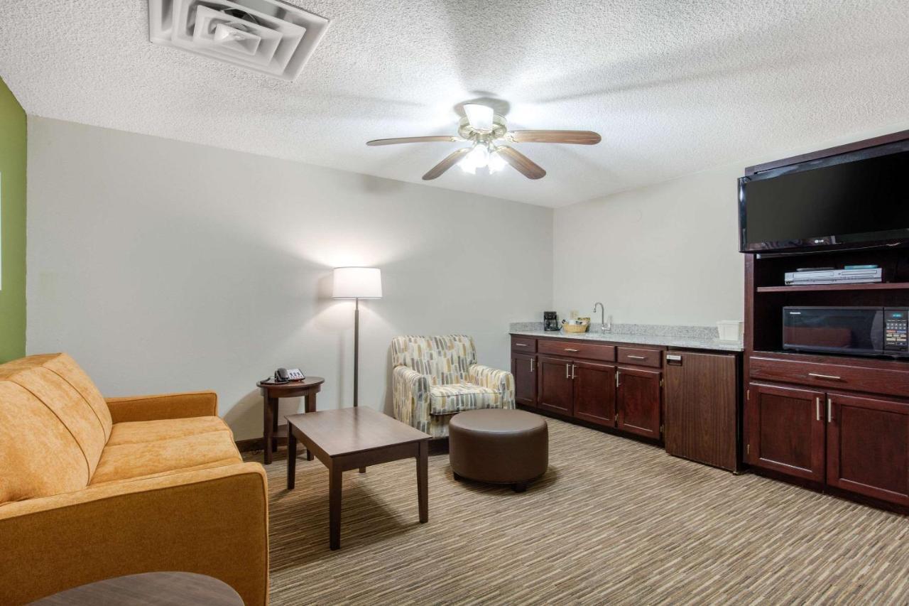Quality Inn & Suites Mountain Home North Exteriör bild