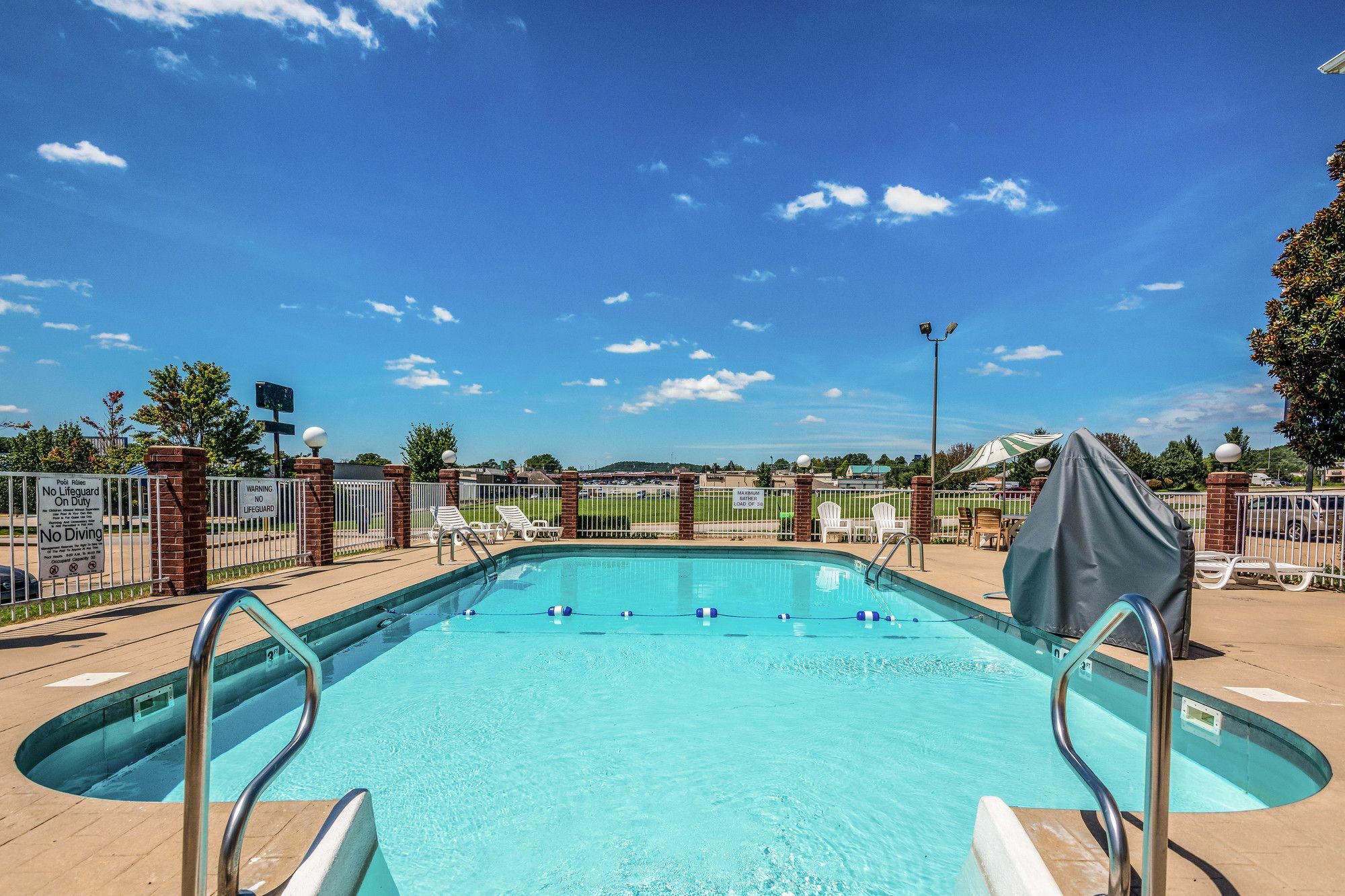 Quality Inn & Suites Mountain Home North Exteriör bild